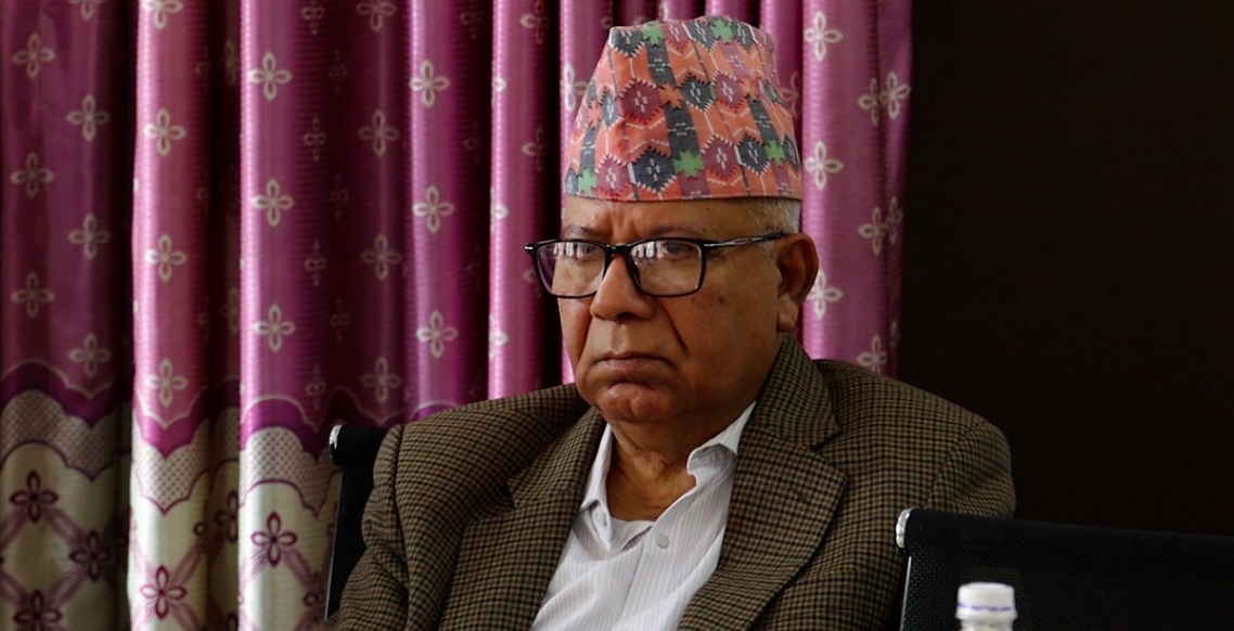 सरकारले माधवकुमार नेपालका सबै सुरक्षाकर्मी फिर्ता बाेलायाे