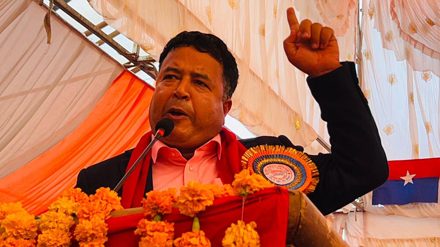 महेश बस्नेतको गर्जन : एमाले सिंह हो, कसैको प्रतिस्पर्धा छैन